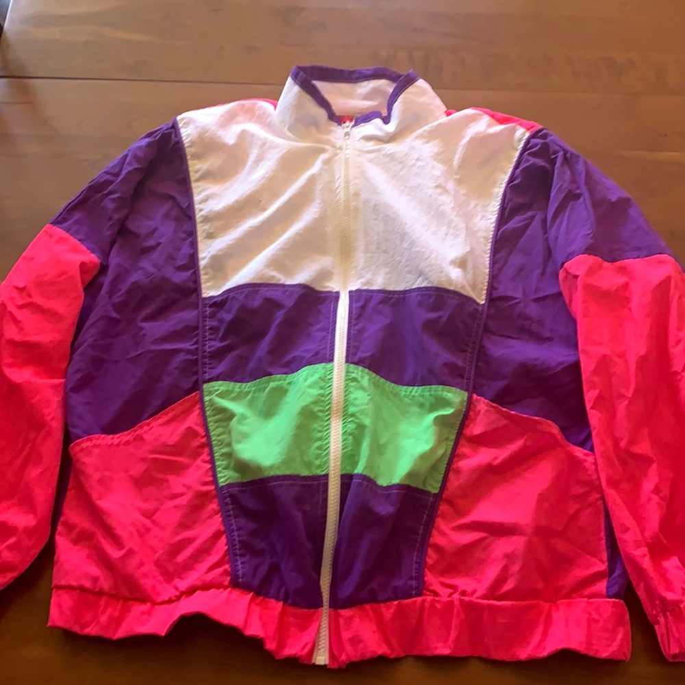 VINTAGE 90s windbreaker